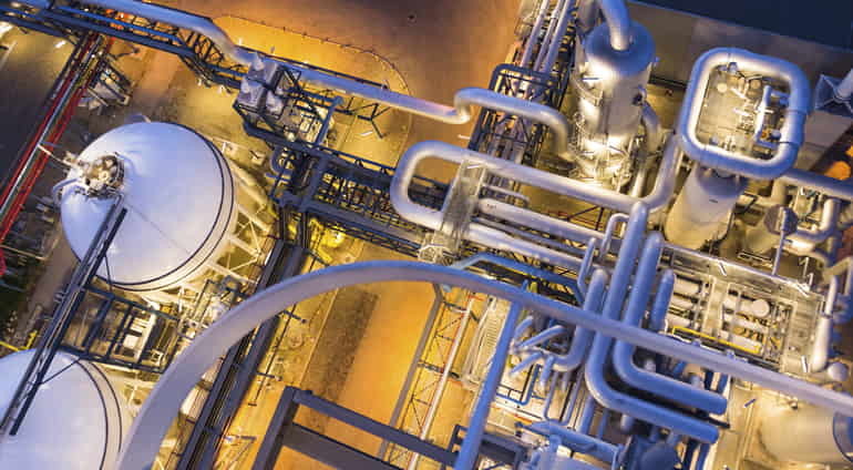 Gas processing plant